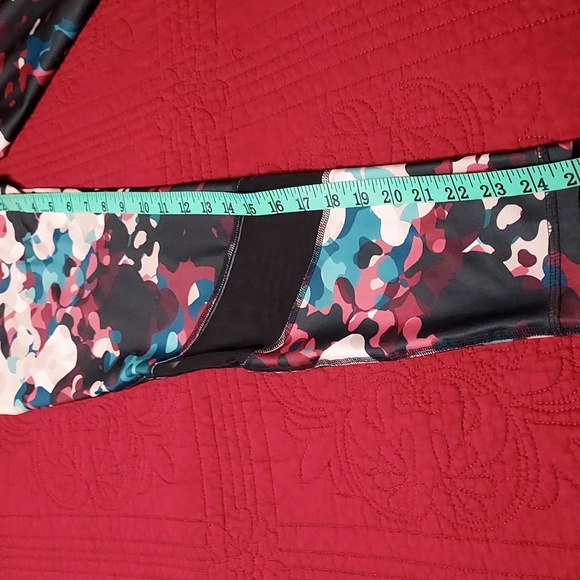 Xersion 2 piece Activewear EUC - Picture 13 of 14